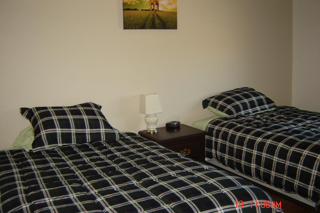 Midway Motel Радиссон Номер фото